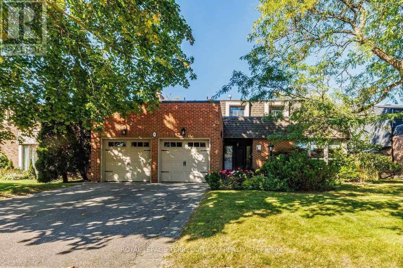 36 CAPTAIN ROLPH BOULEVARD
