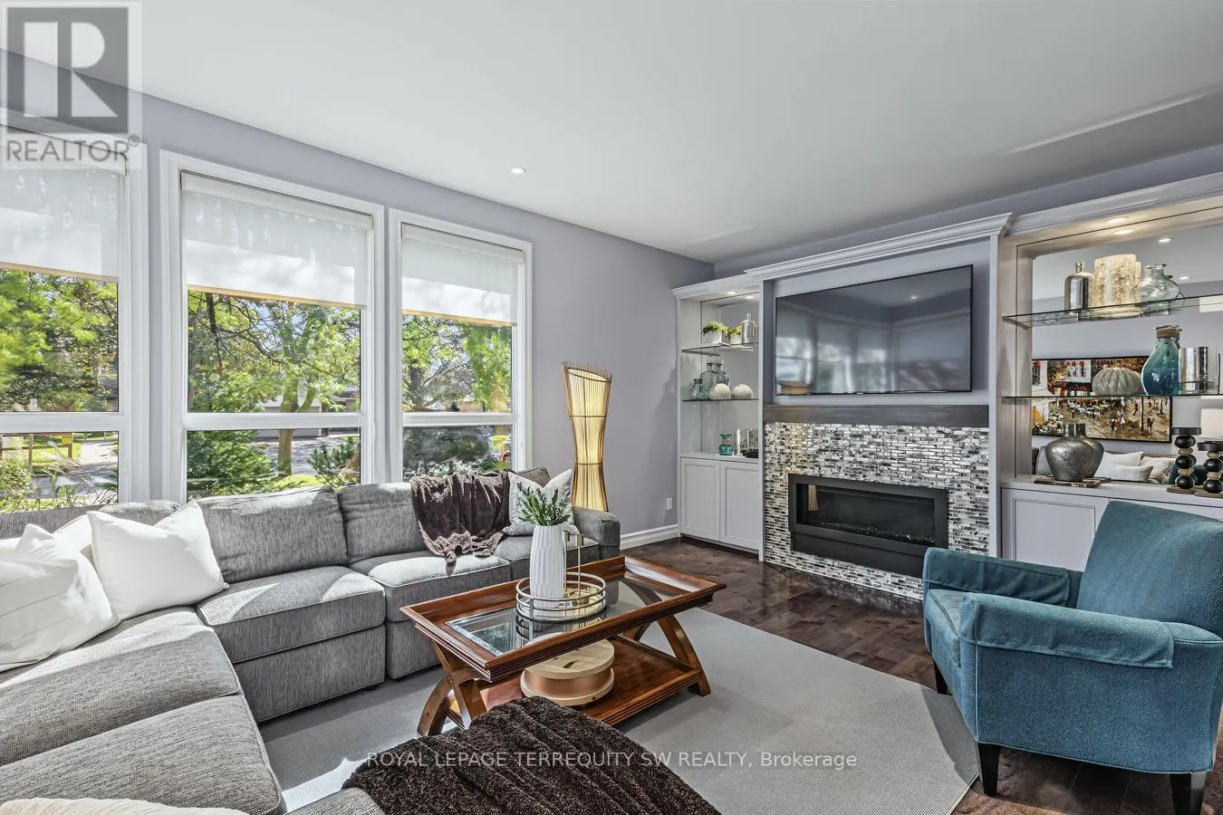 36 CAPTAIN ROLPH BOULEVARD