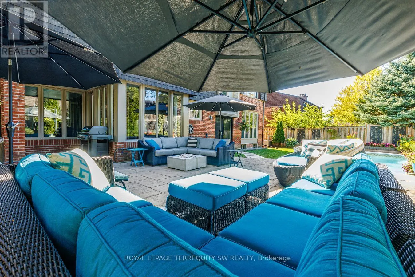 36 CAPTAIN ROLPH BOULEVARD
