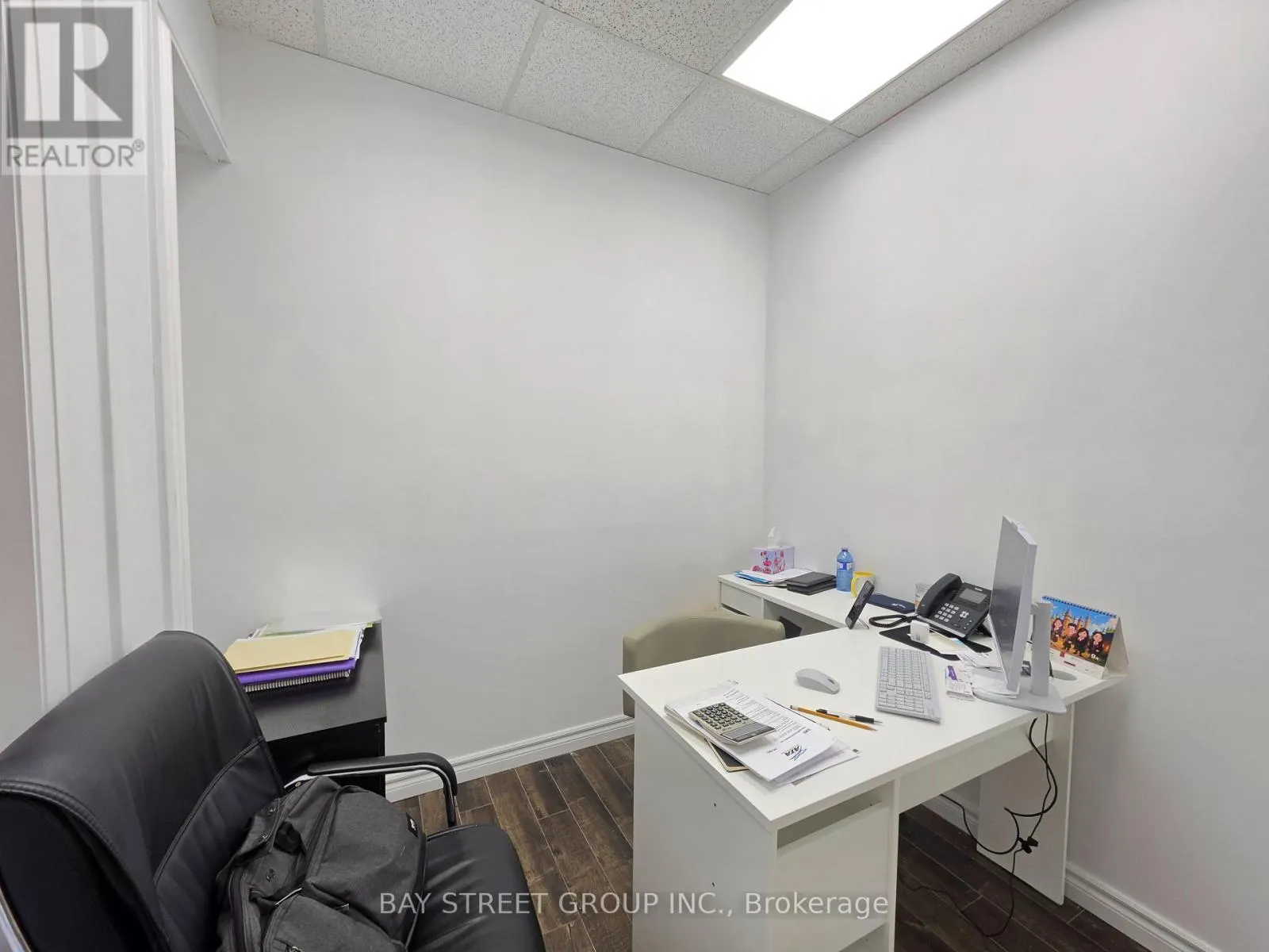 304 - 350 HIGHWAY 7 E