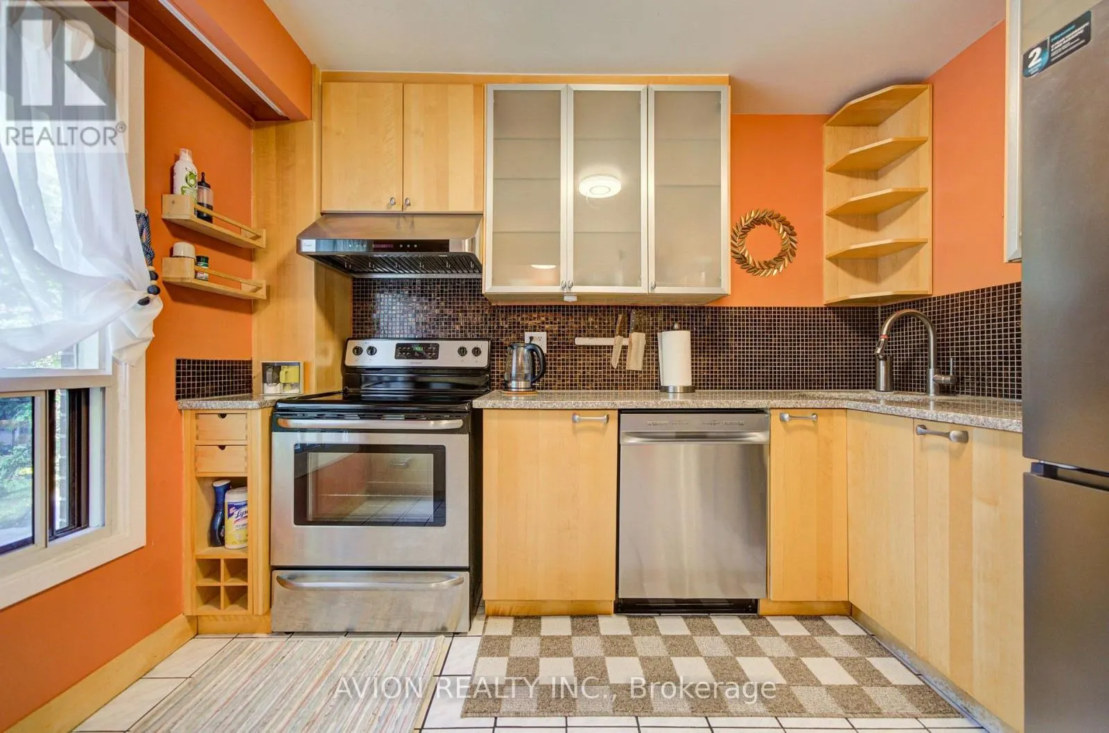 25 - 11 PLAISANCE ROAD