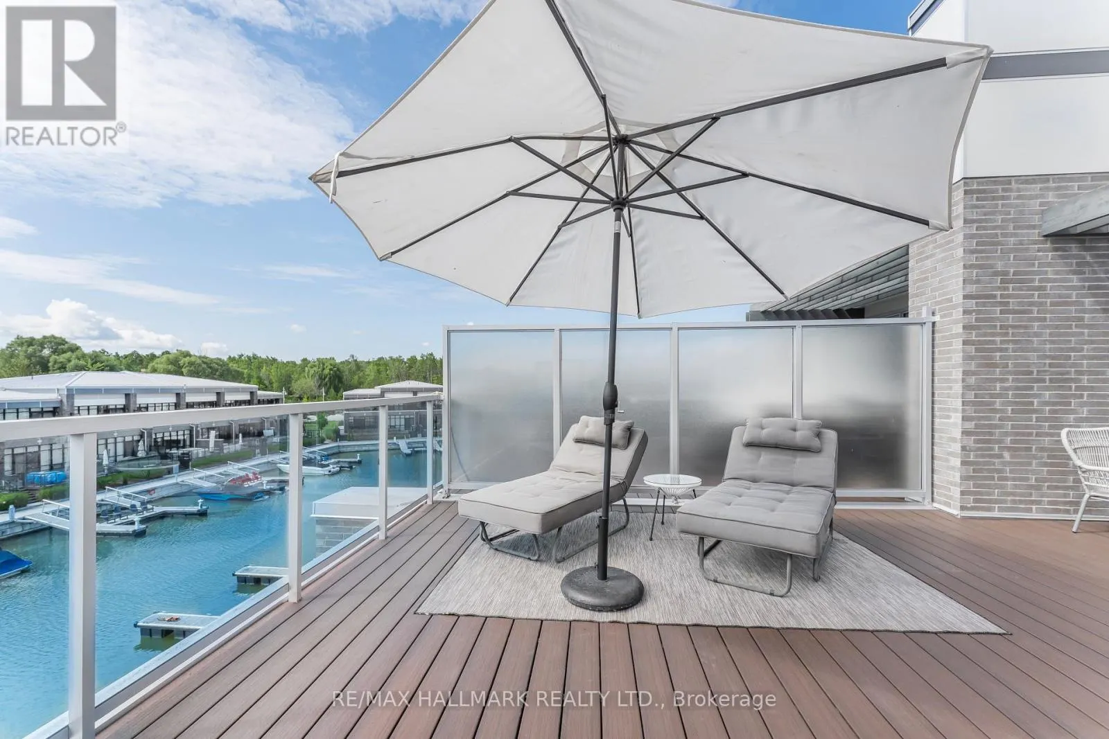 3712 FERRETTI COURT