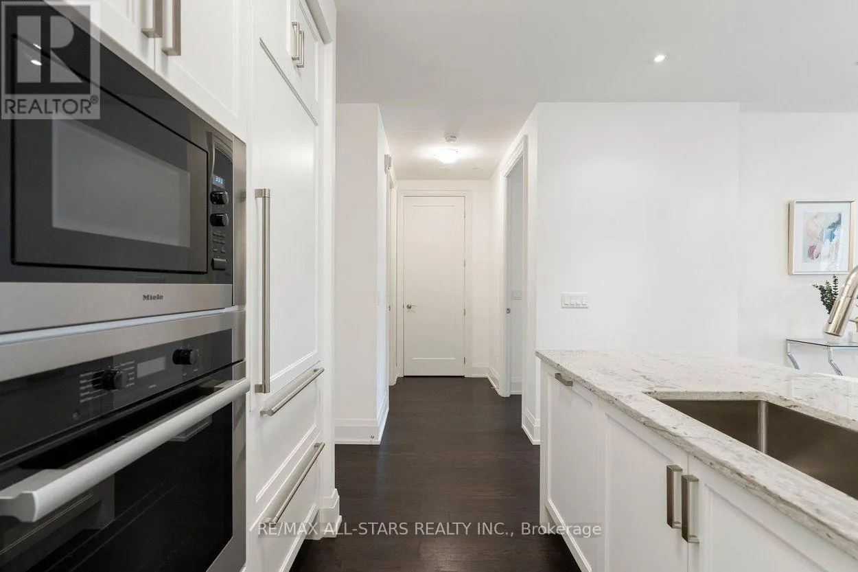 219 - 20 FRED VARLEY DRIVE