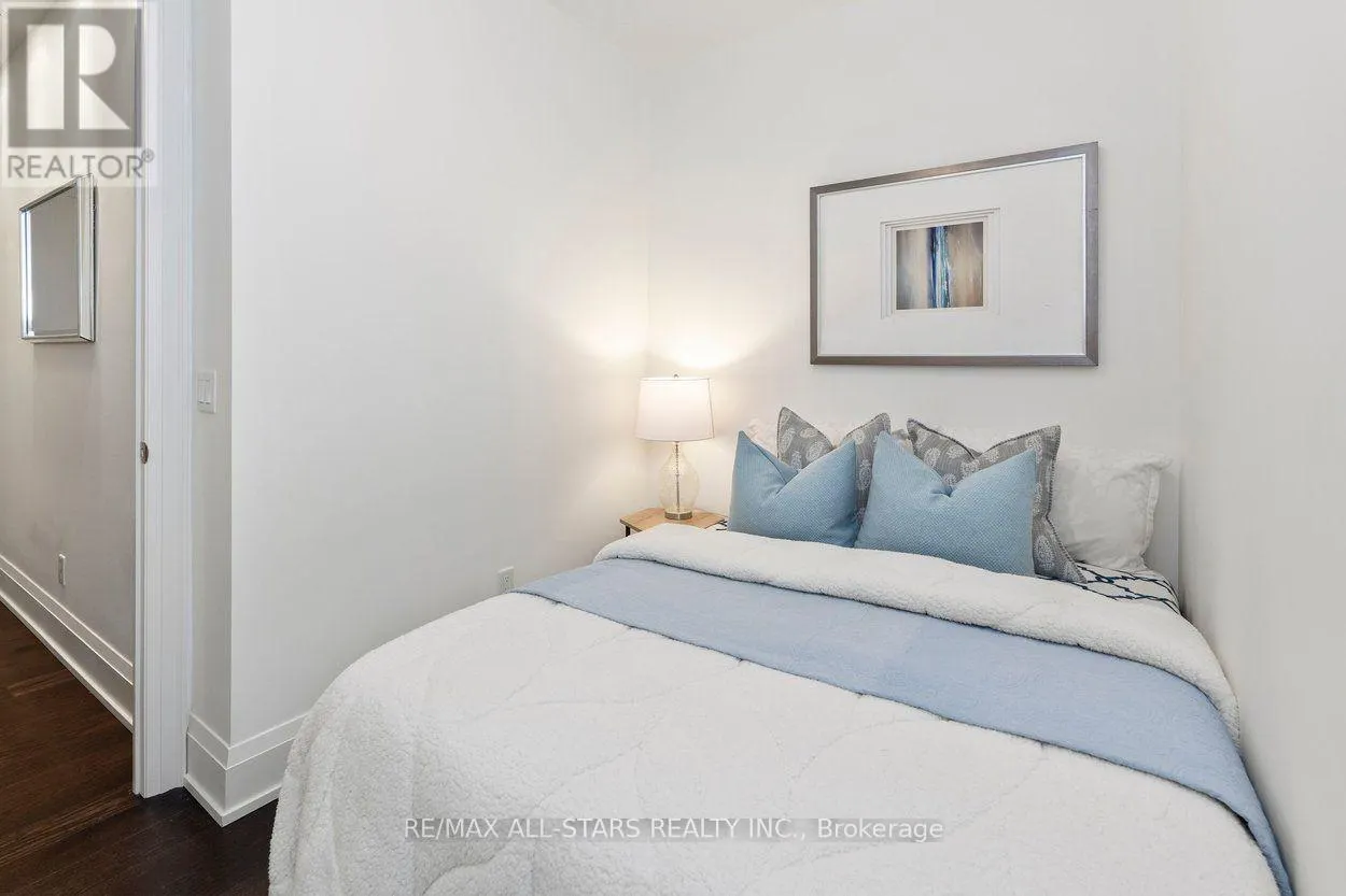 219 - 20 FRED VARLEY DRIVE
