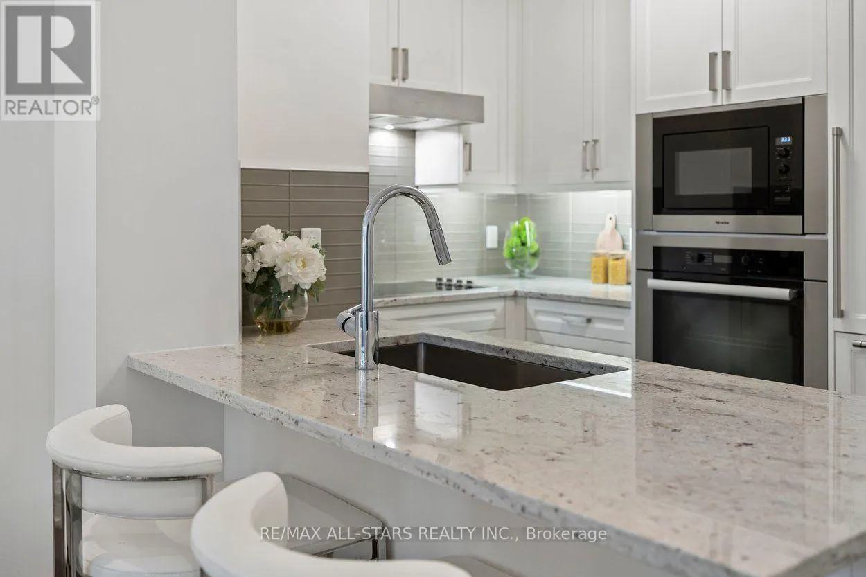 219 - 20 FRED VARLEY DRIVE