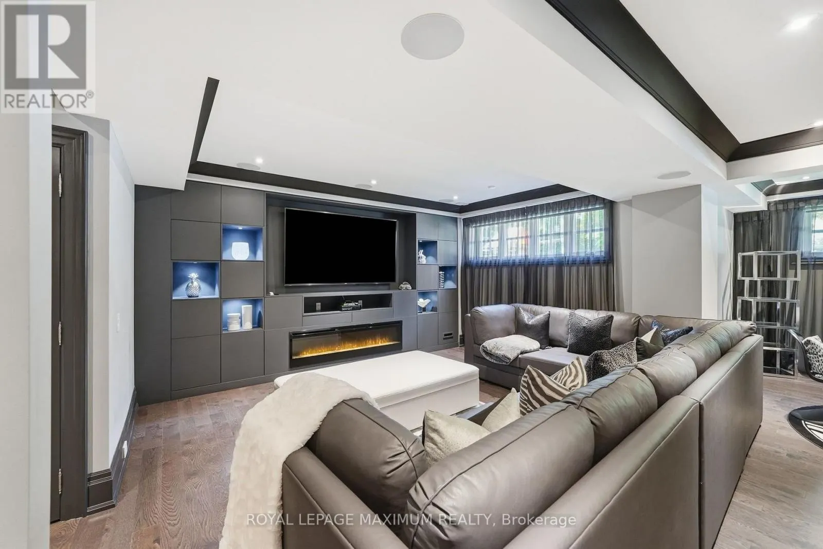 124 ANNSLEYWOOD COURT