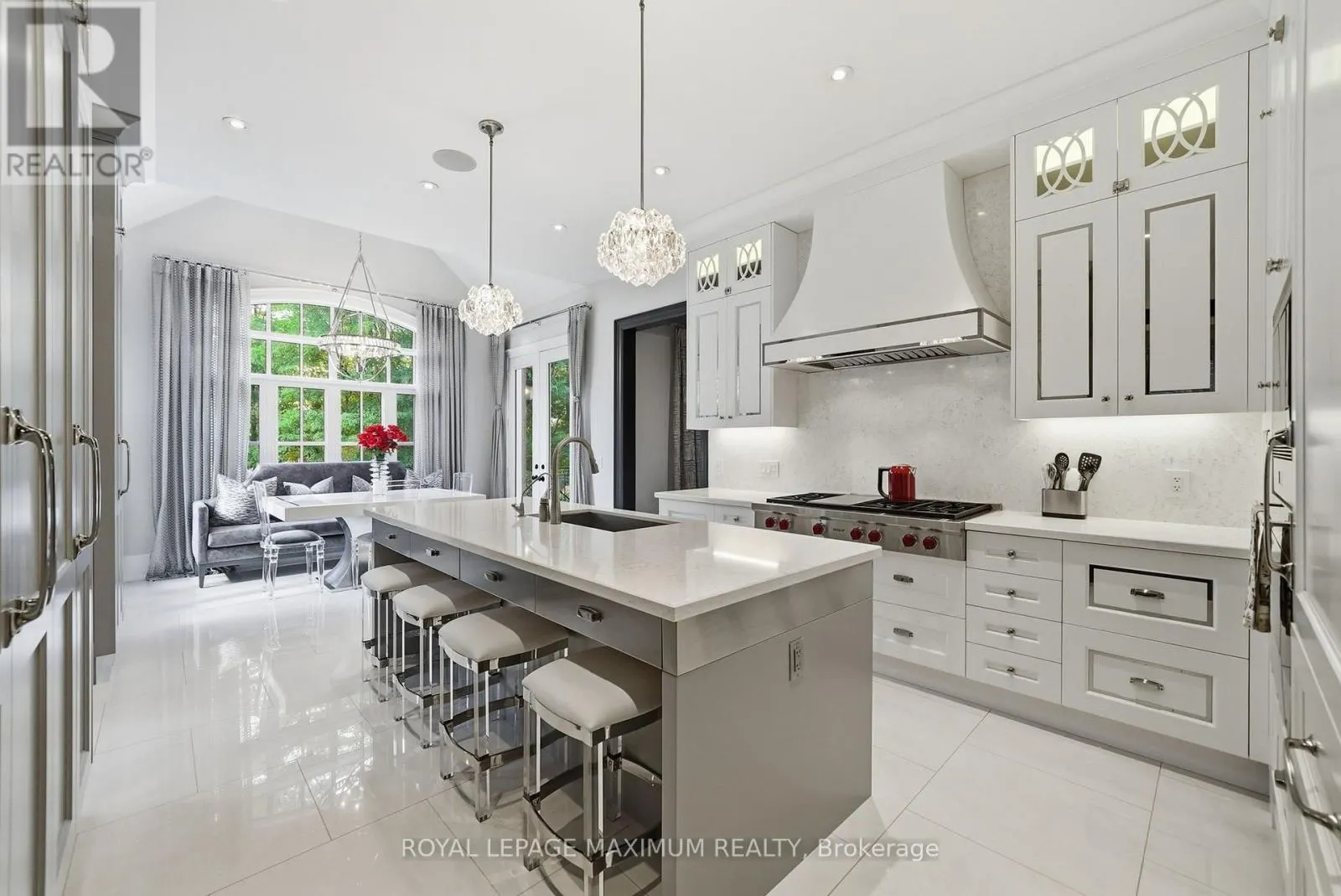 124 ANNSLEYWOOD COURT