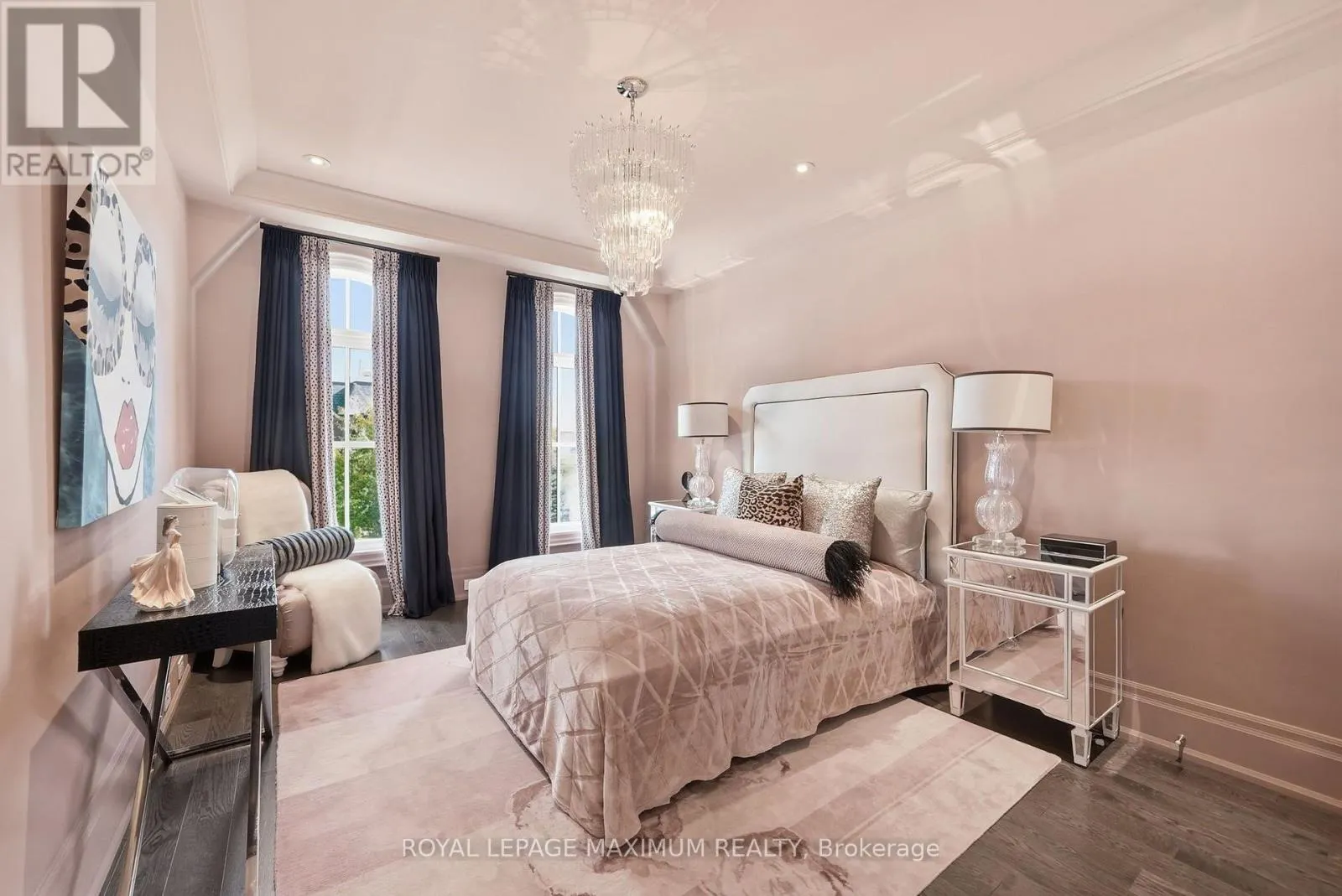 124 ANNSLEYWOOD COURT