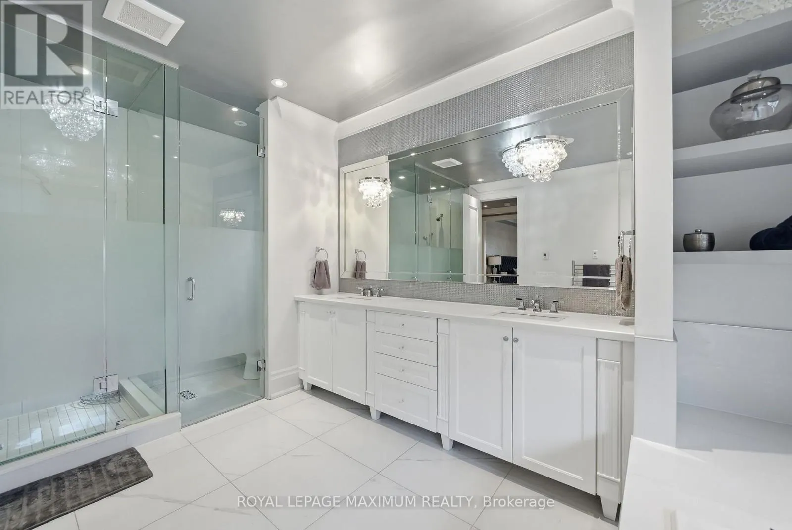 124 ANNSLEYWOOD COURT