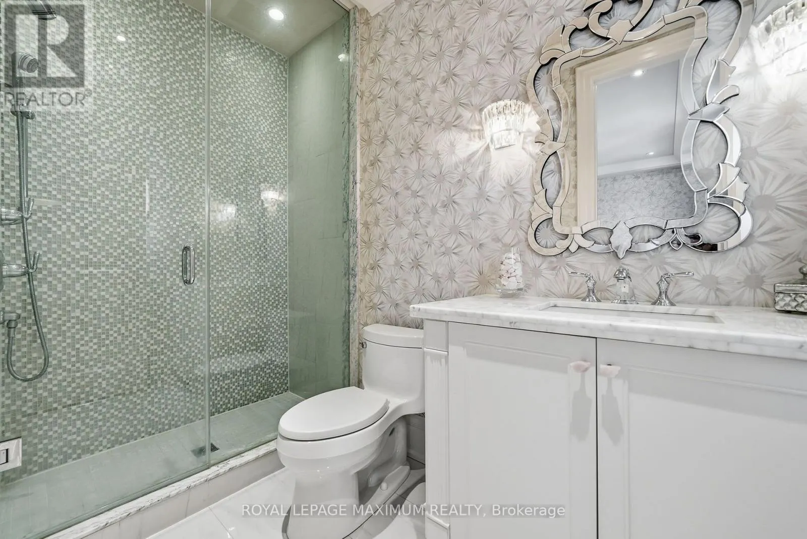 124 ANNSLEYWOOD COURT