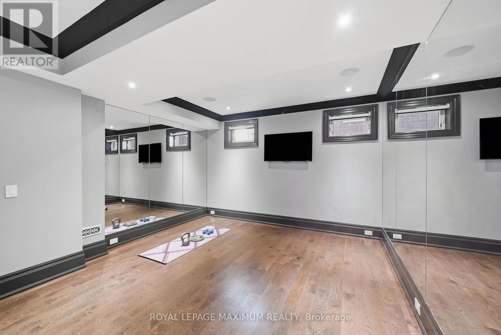 124 ANNSLEYWOOD COURT
