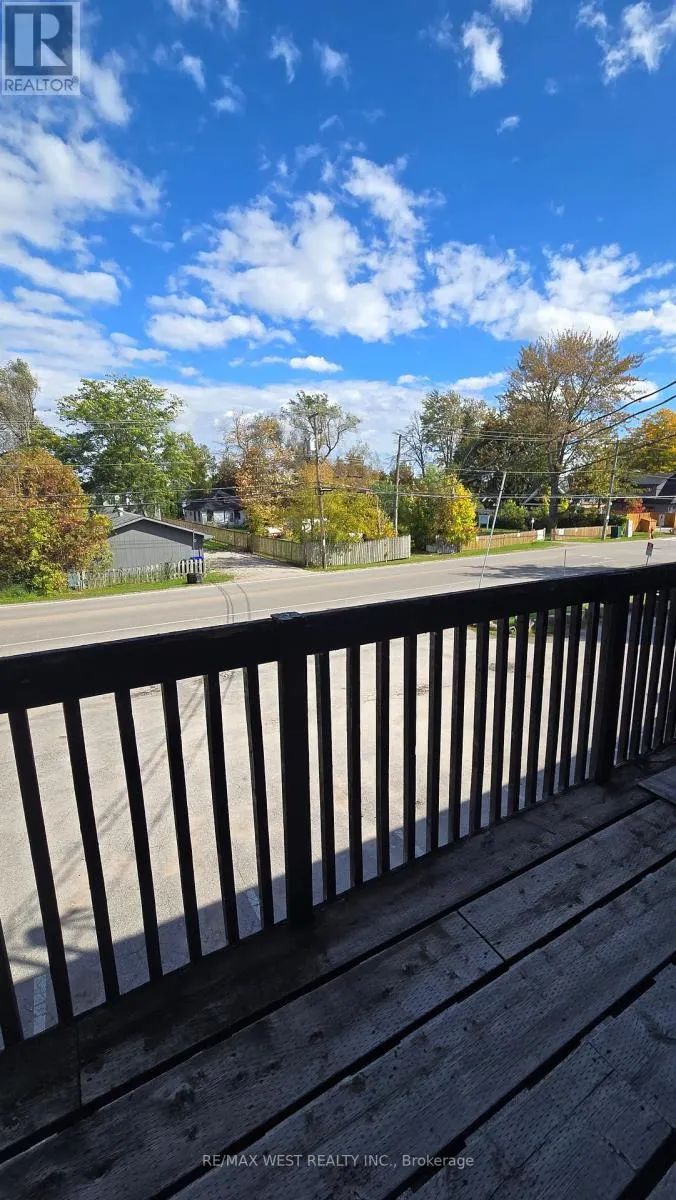 3 - 1270 MAPLE ROAD