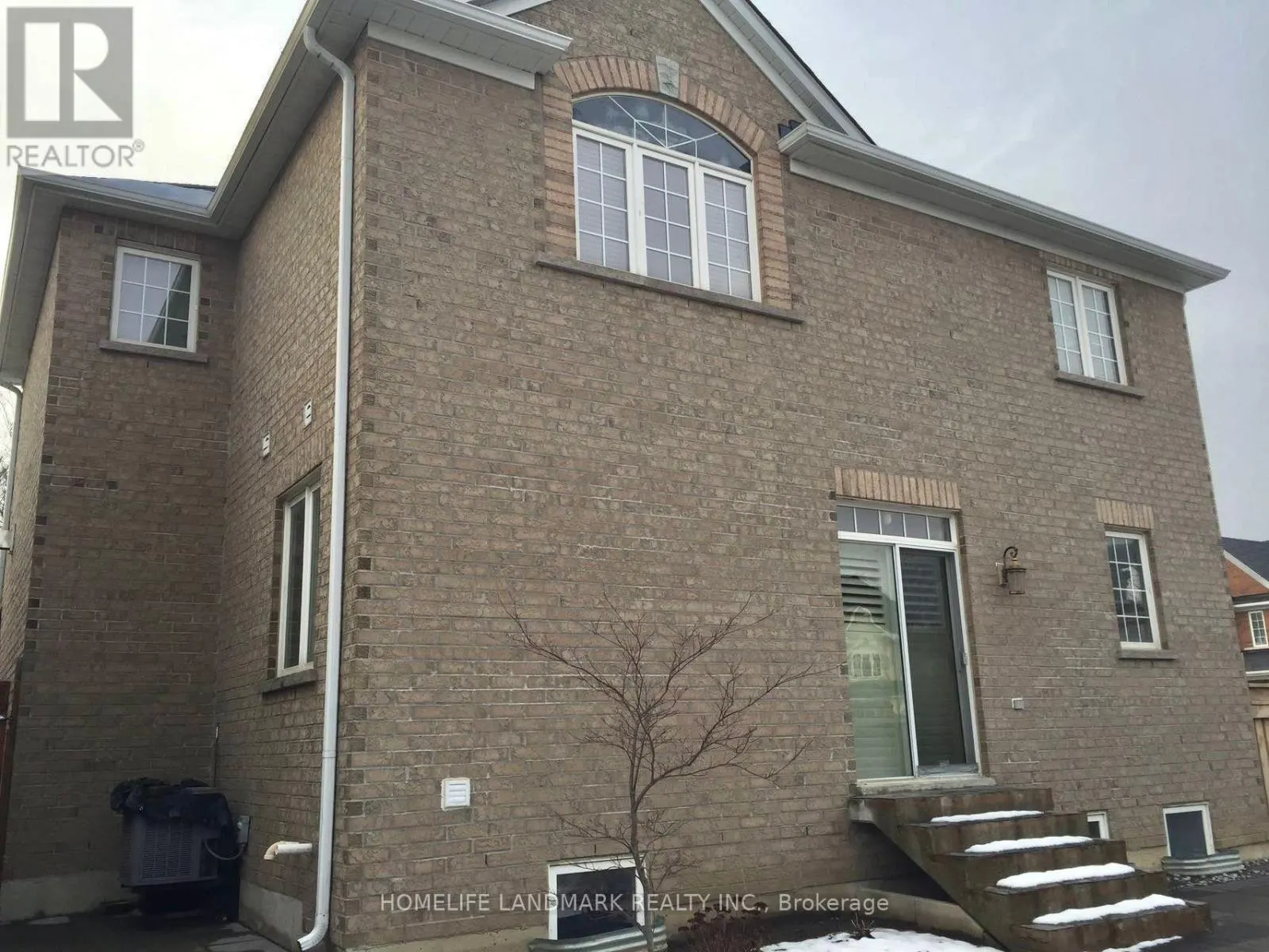371 DOWSON LOOP