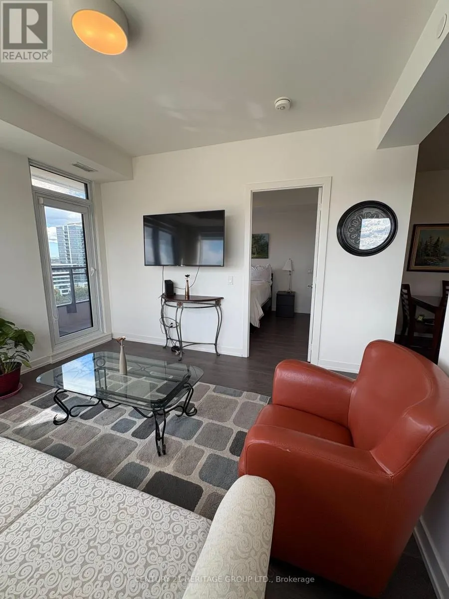 1002 - 1 GRANDVIEW AVENUE
