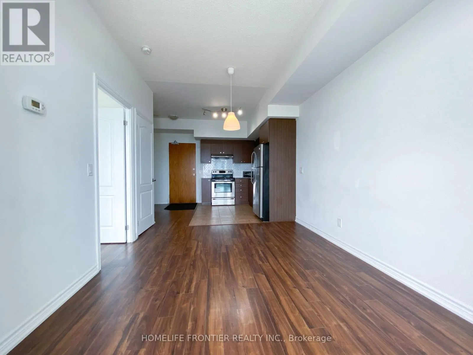 1025 - 8323 KENNEDY ROAD