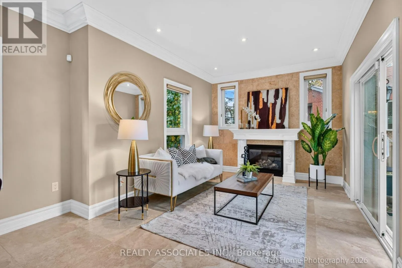 128 COALBROOK COURT