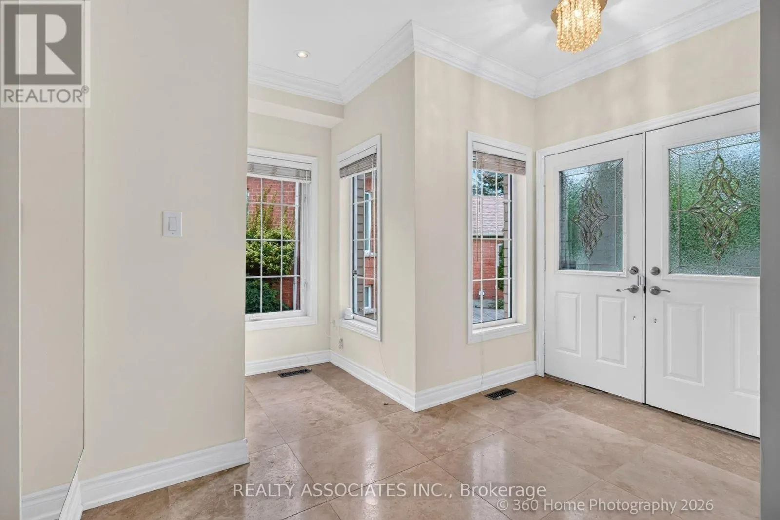 128 COALBROOK COURT