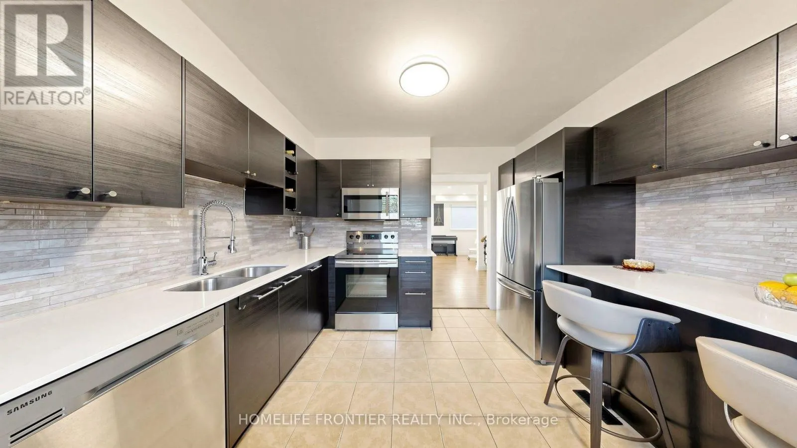 544 JACK GILES CIRCLE