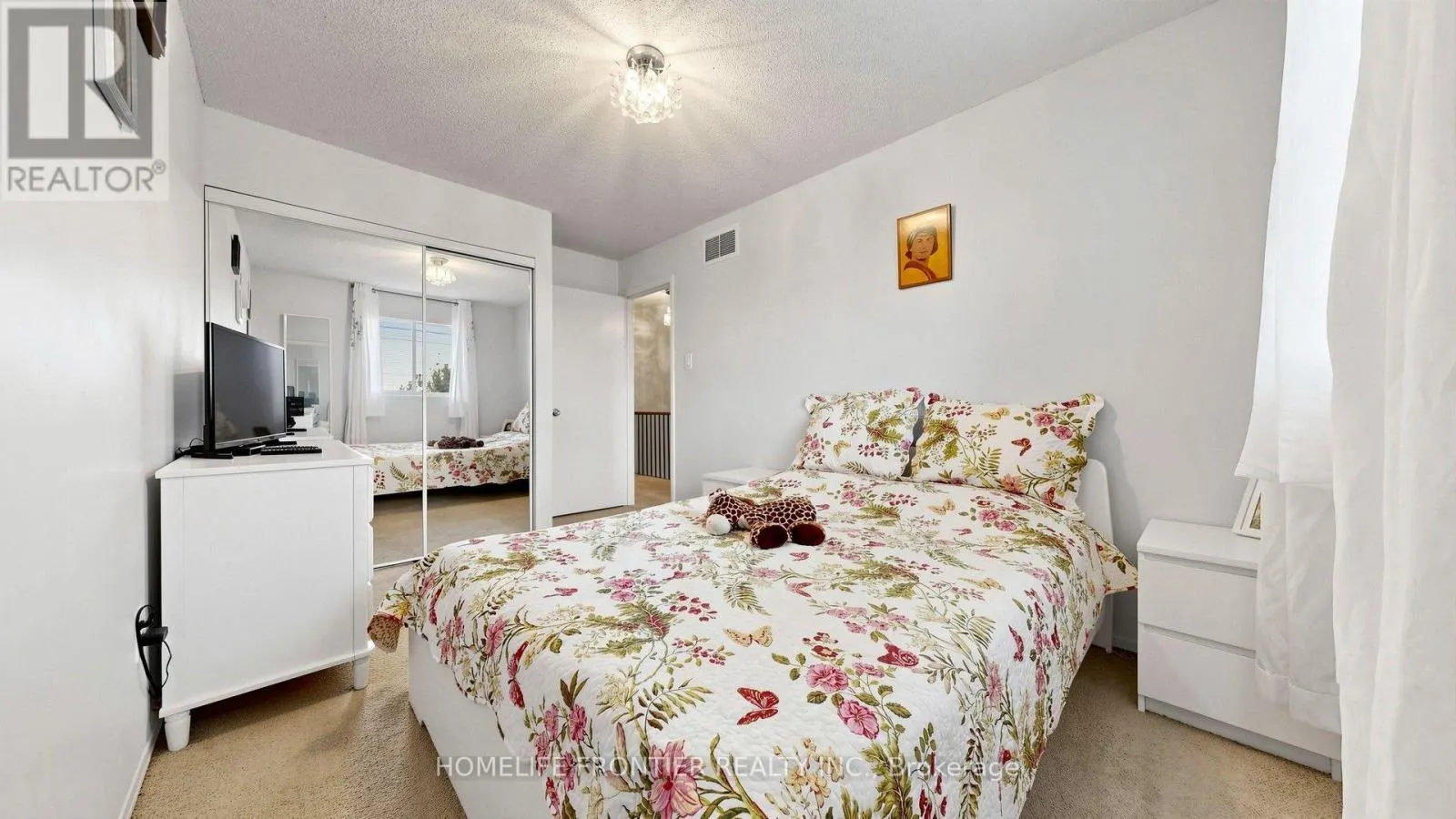 544 JACK GILES CIRCLE
