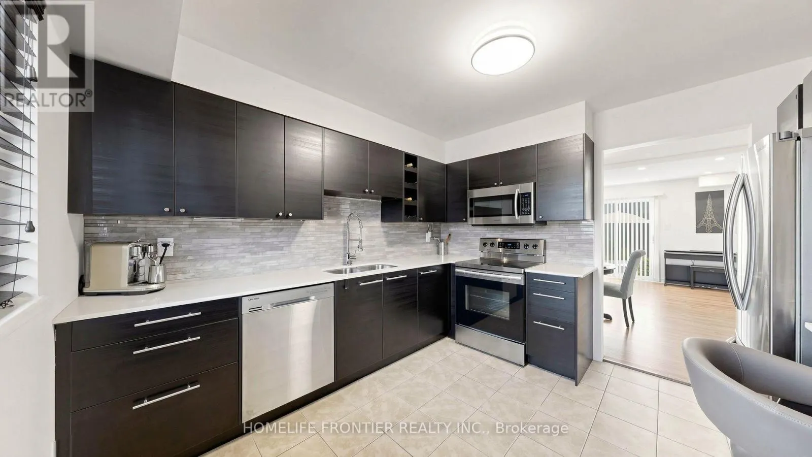 544 JACK GILES CIRCLE