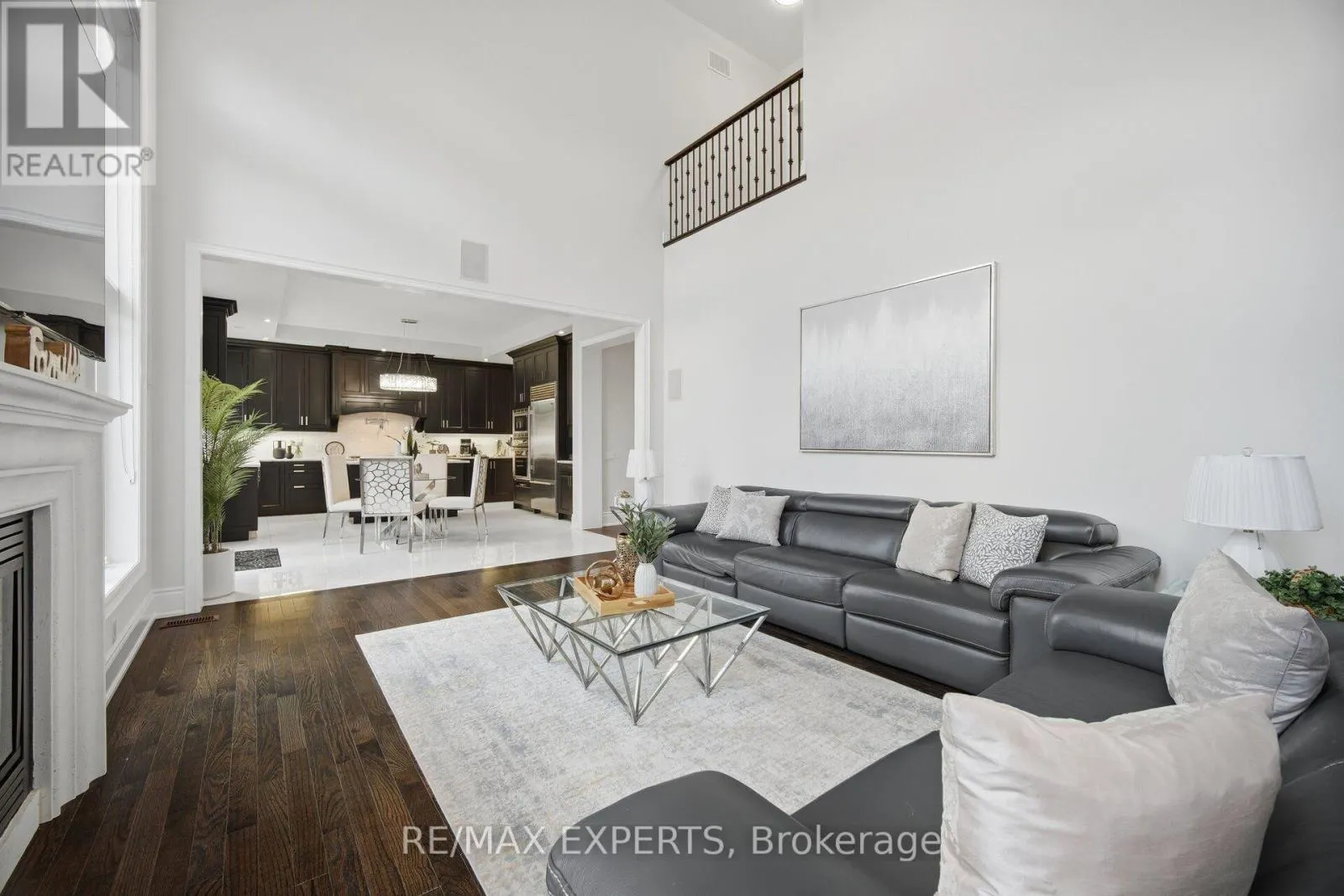 91 WOODGATE PINES DRIVE