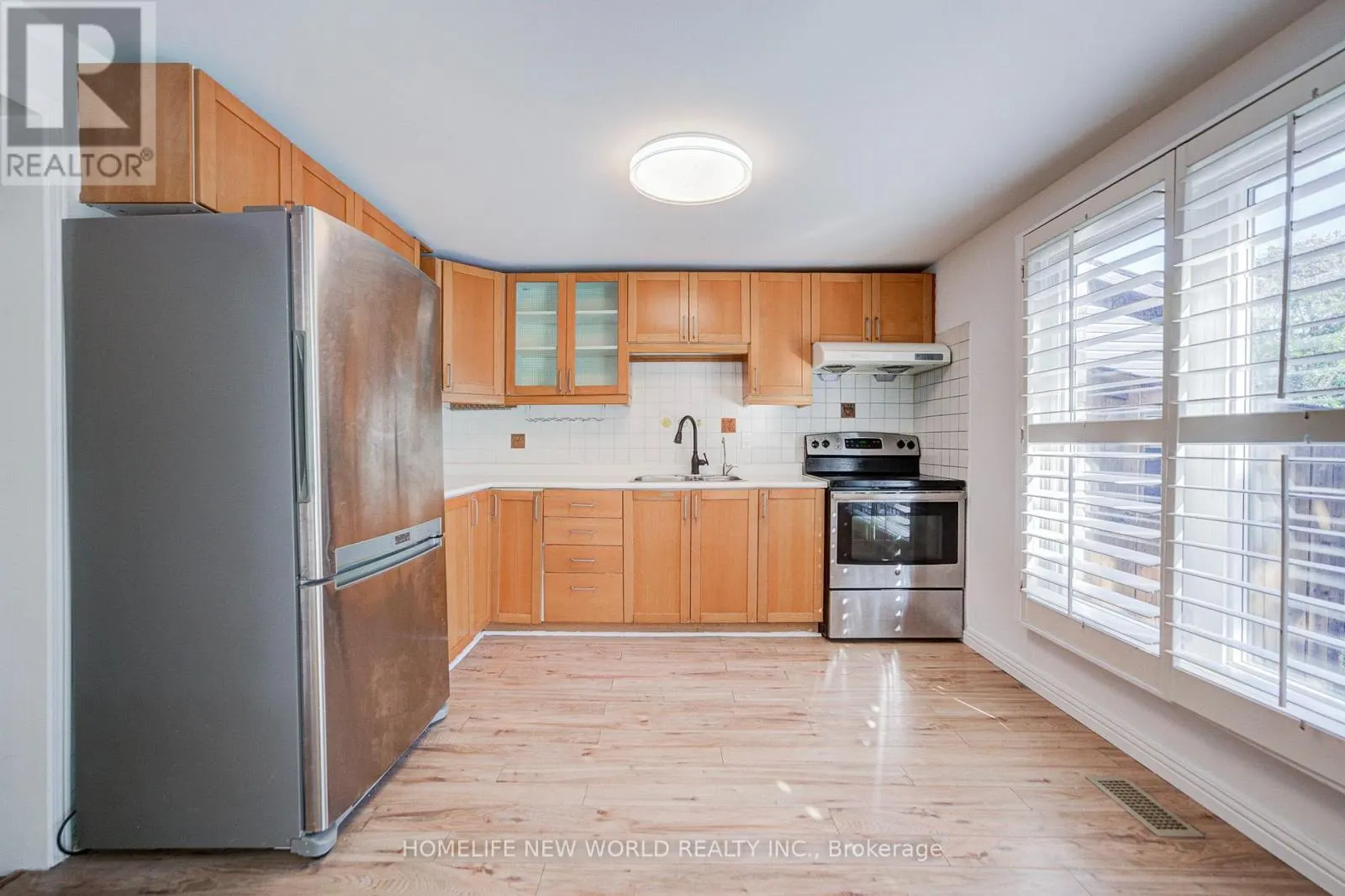 102 MADSEN CRESCENT