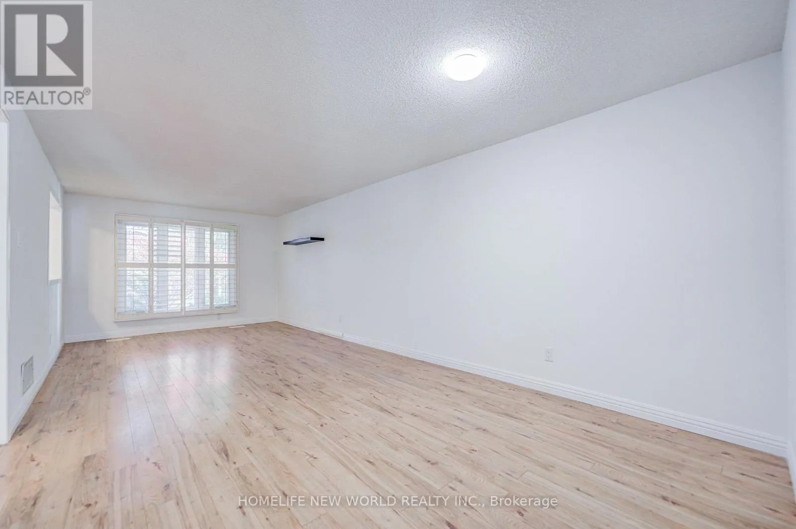 102 MADSEN CRESCENT