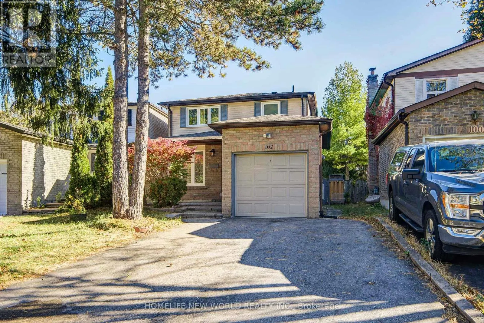 102 MADSEN CRESCENT