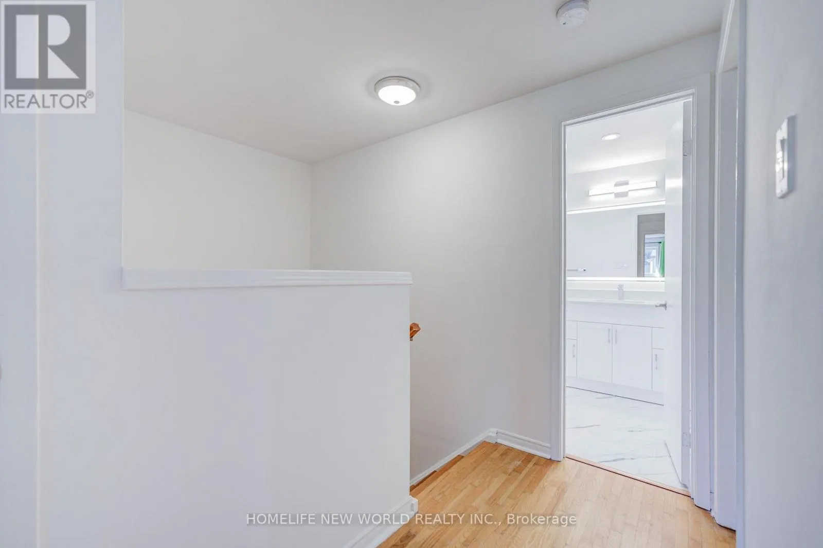 102 MADSEN CRESCENT