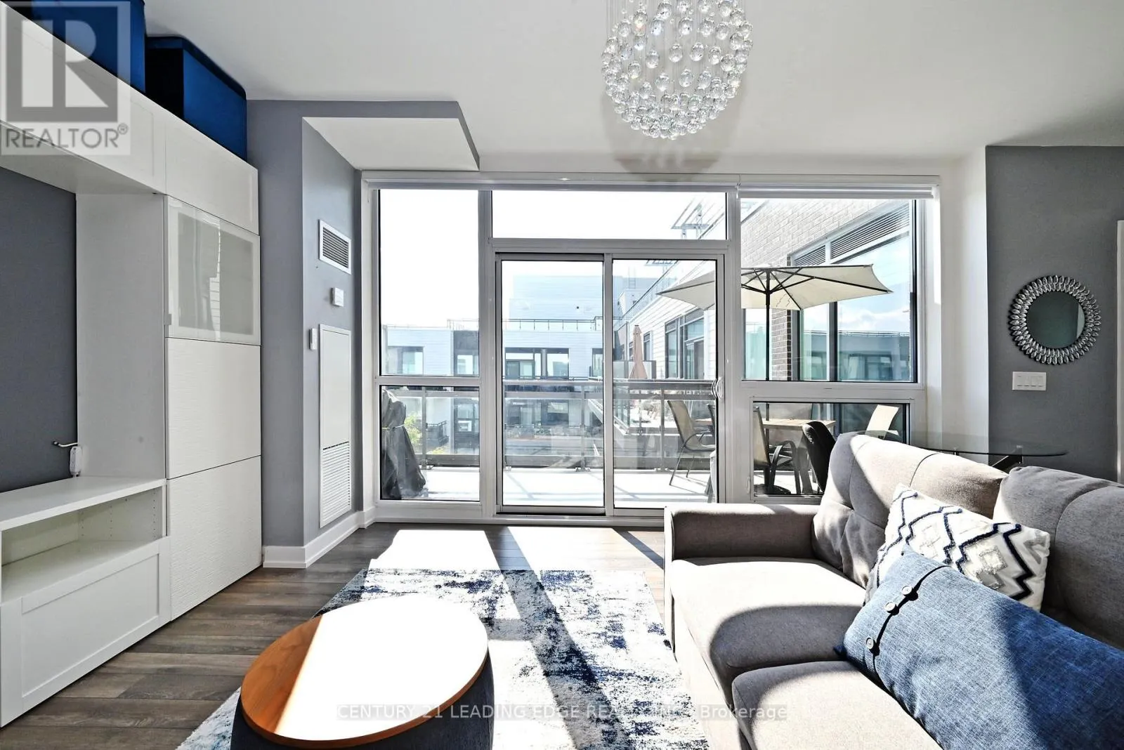 D431 - 333 SEA RAY AVENUE