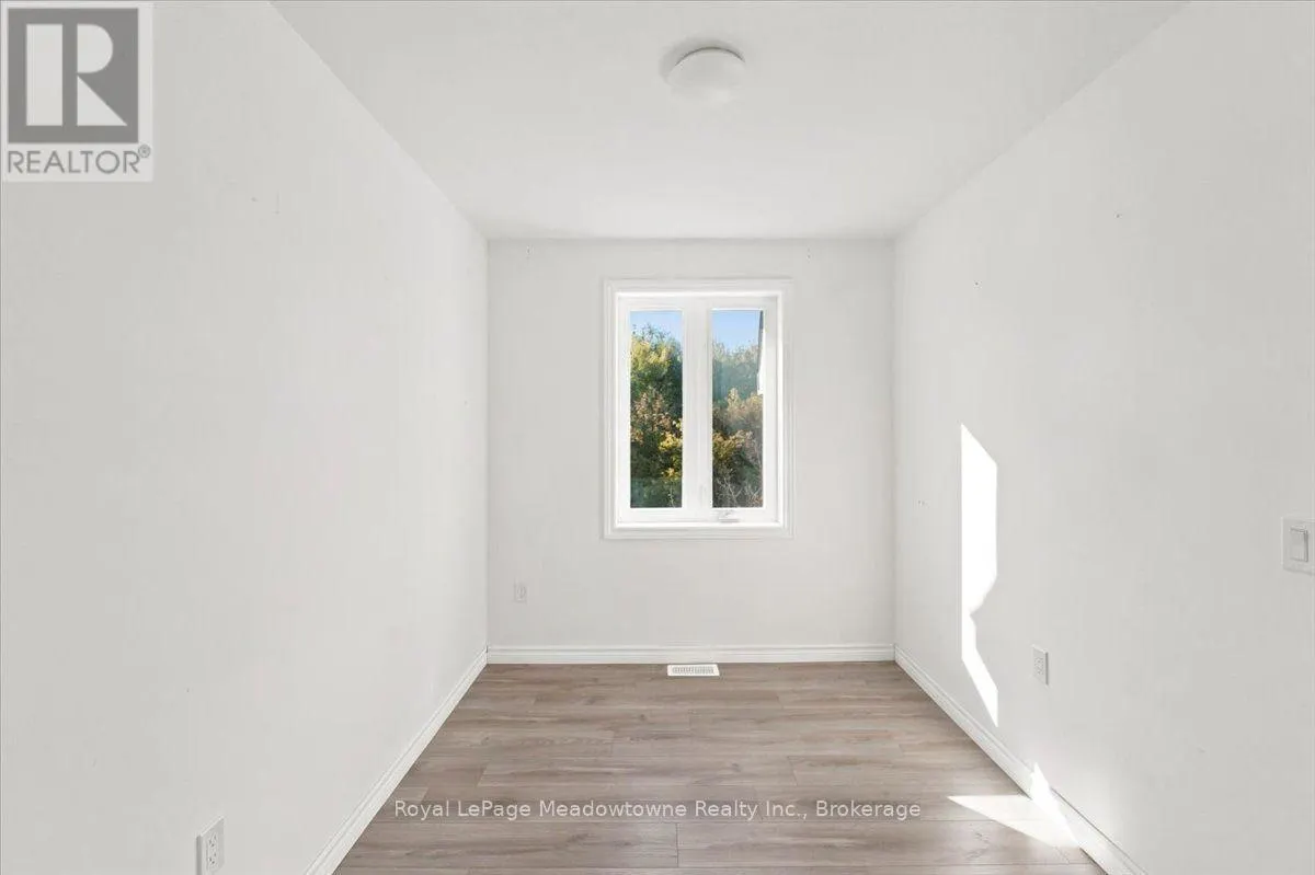 109 - 75 WELDRICK ROAD E #109