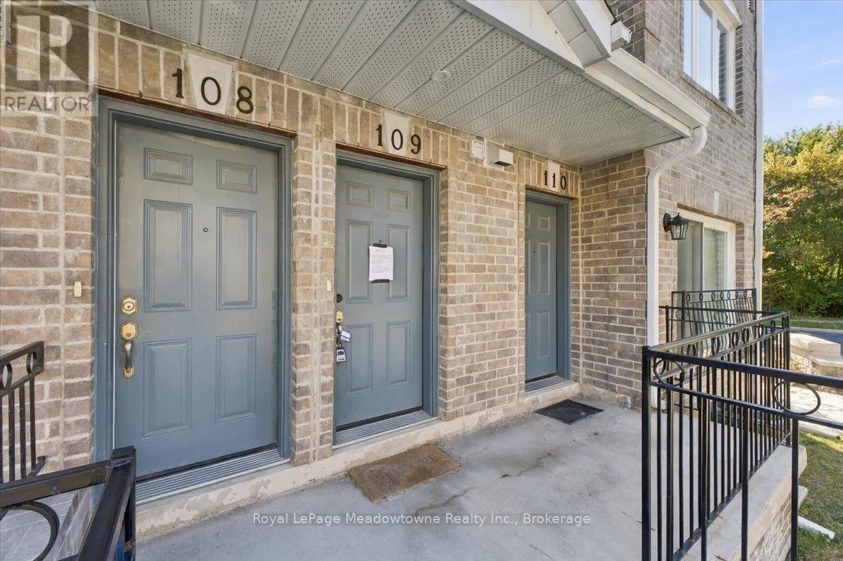 109 - 75 WELDRICK ROAD E #109