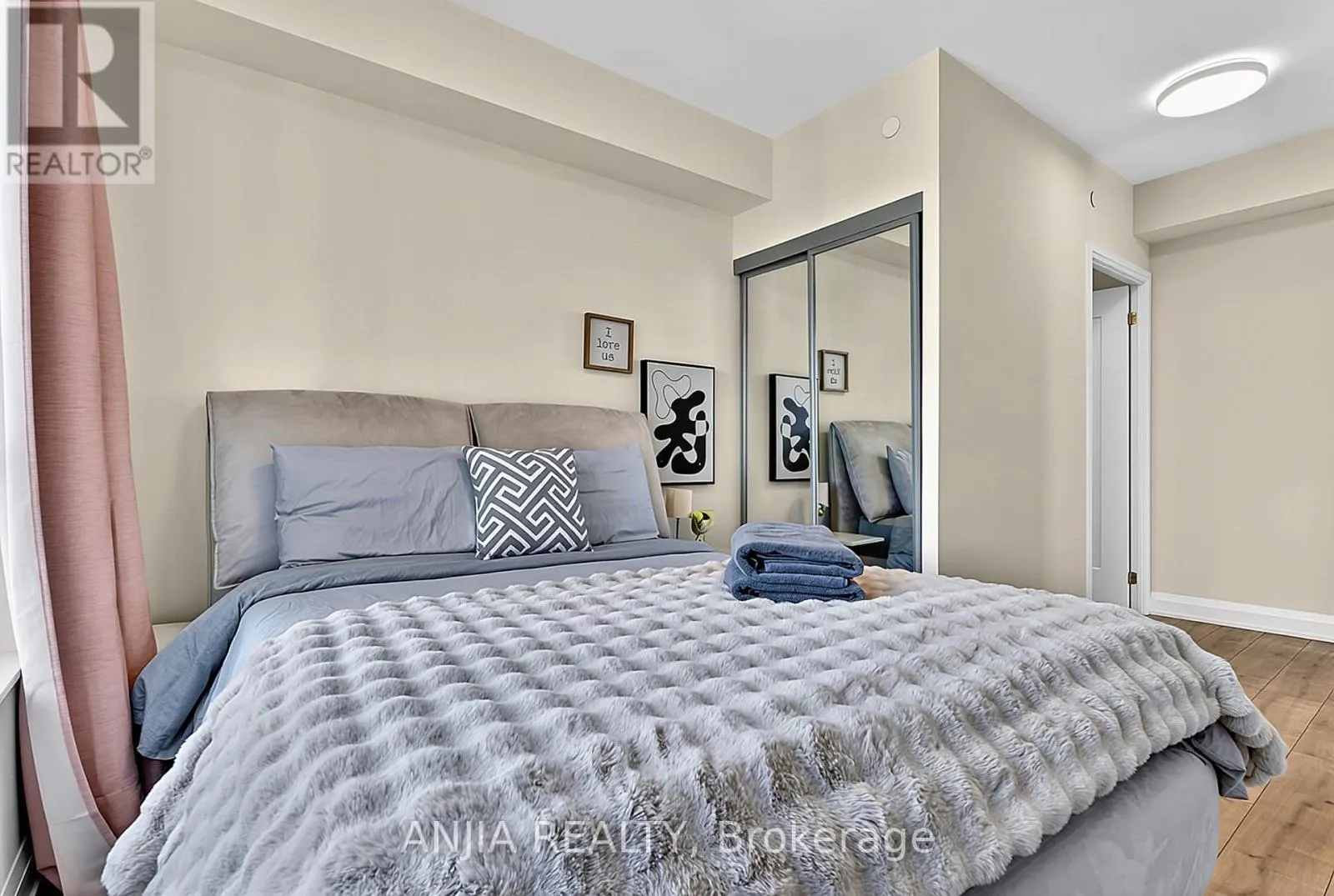 2705 - 18 WATER WALK DRIVE
