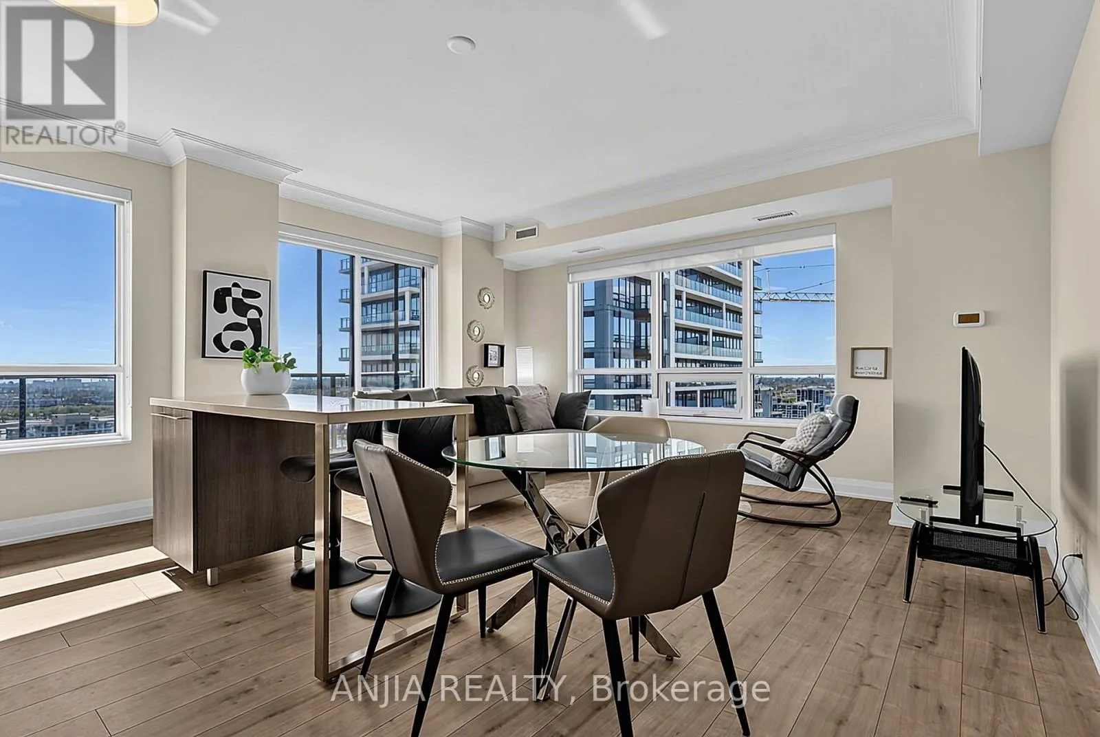 2705 - 18 WATER WALK DRIVE