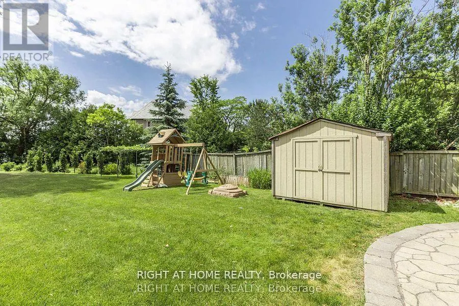 429 NORTH LAKE ROAD