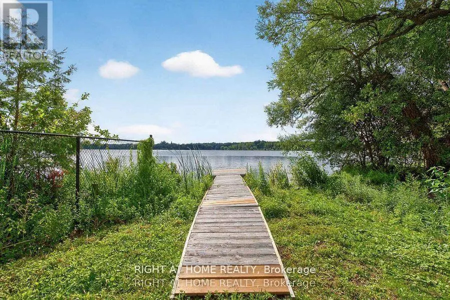 429 NORTH LAKE ROAD