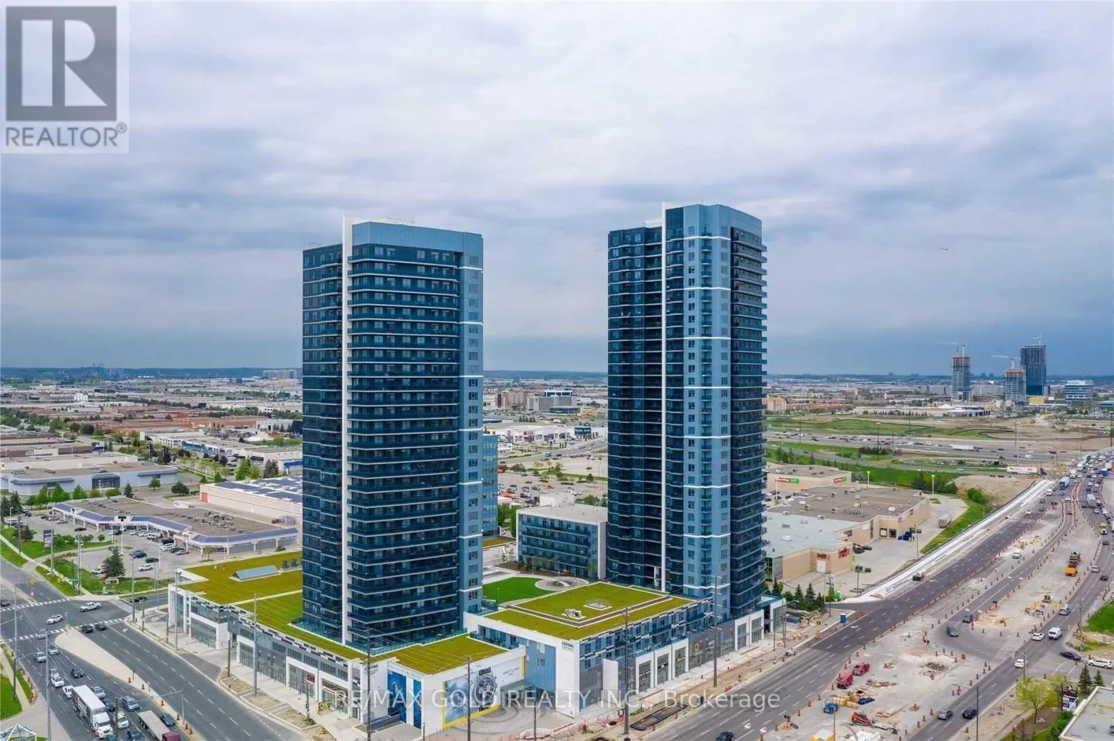 910 - 3700 HIGHWAY 7