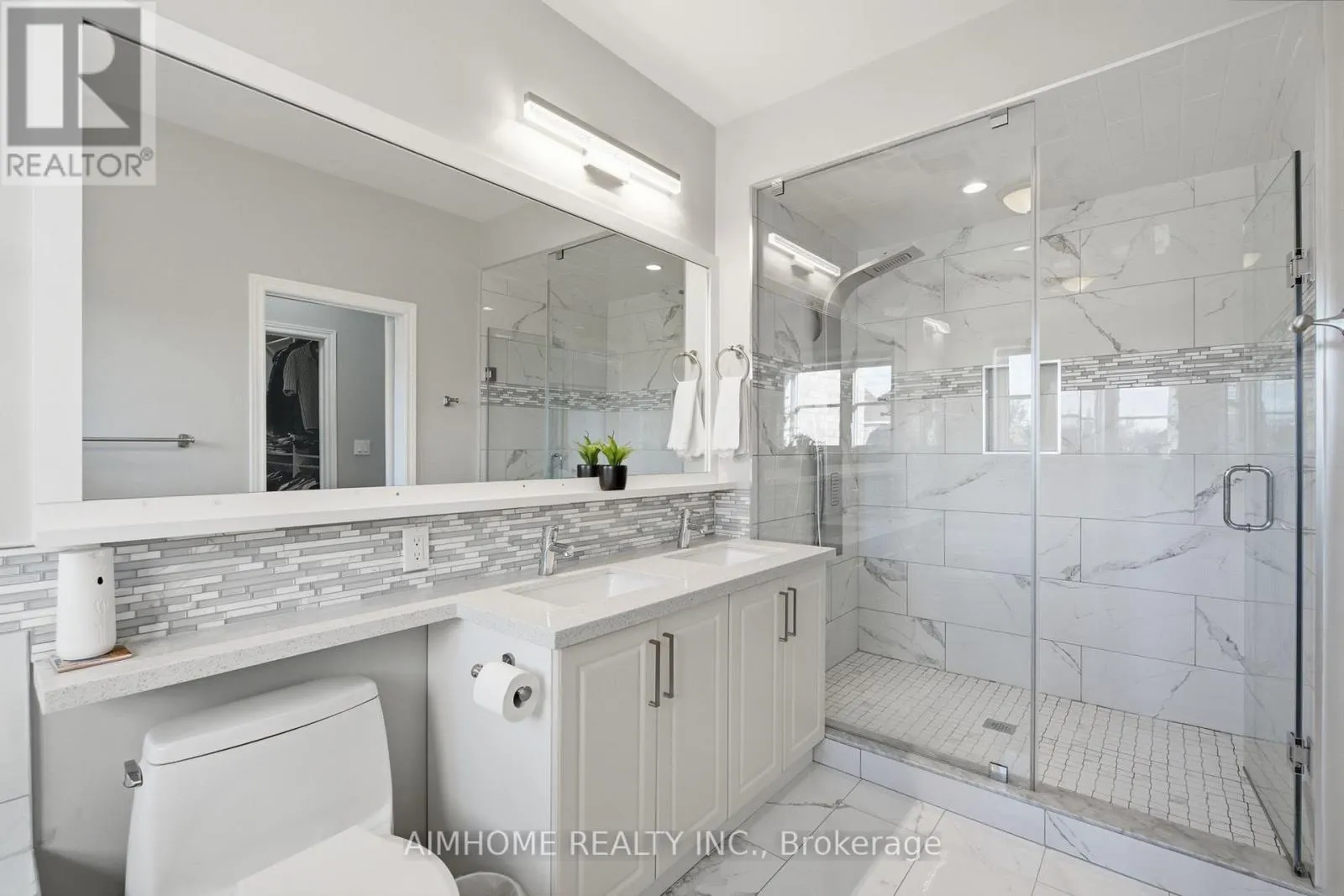 15 CALAMINT LANE