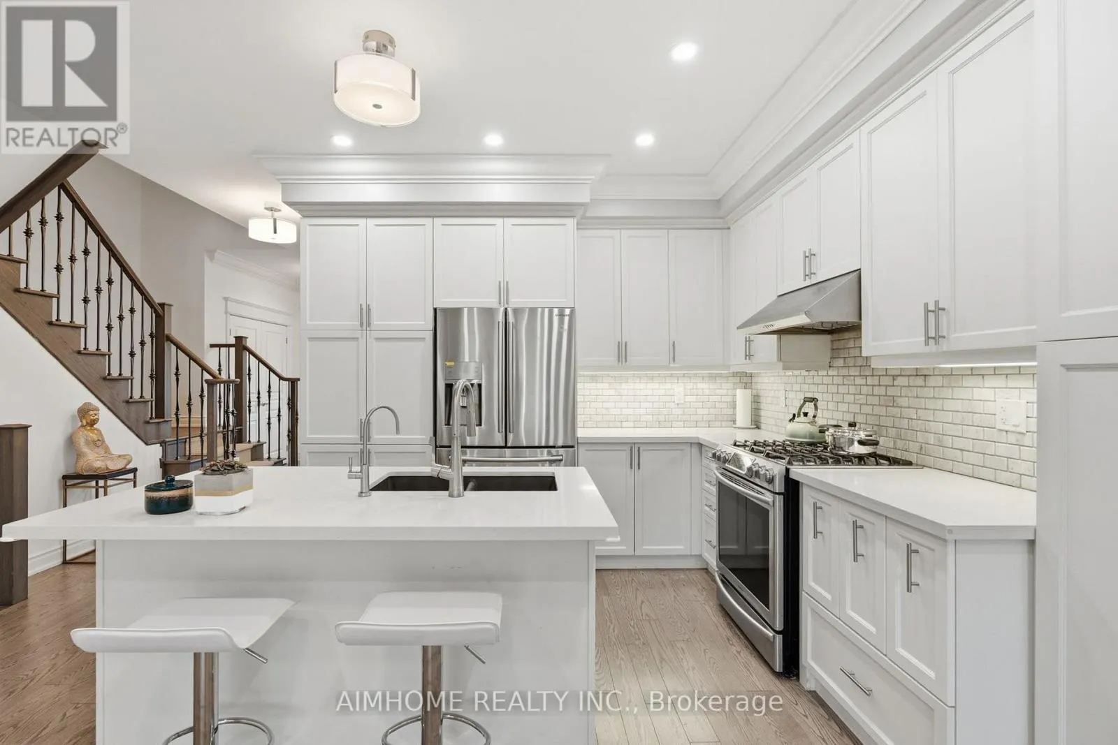 15 CALAMINT LANE
