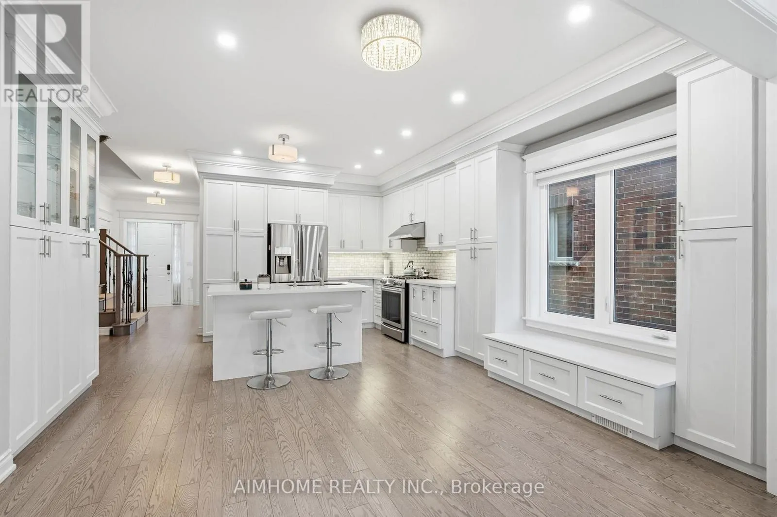 15 CALAMINT LANE