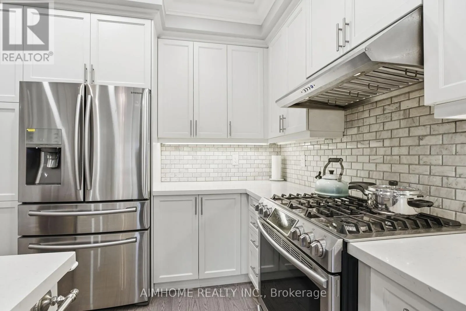 15 CALAMINT LANE