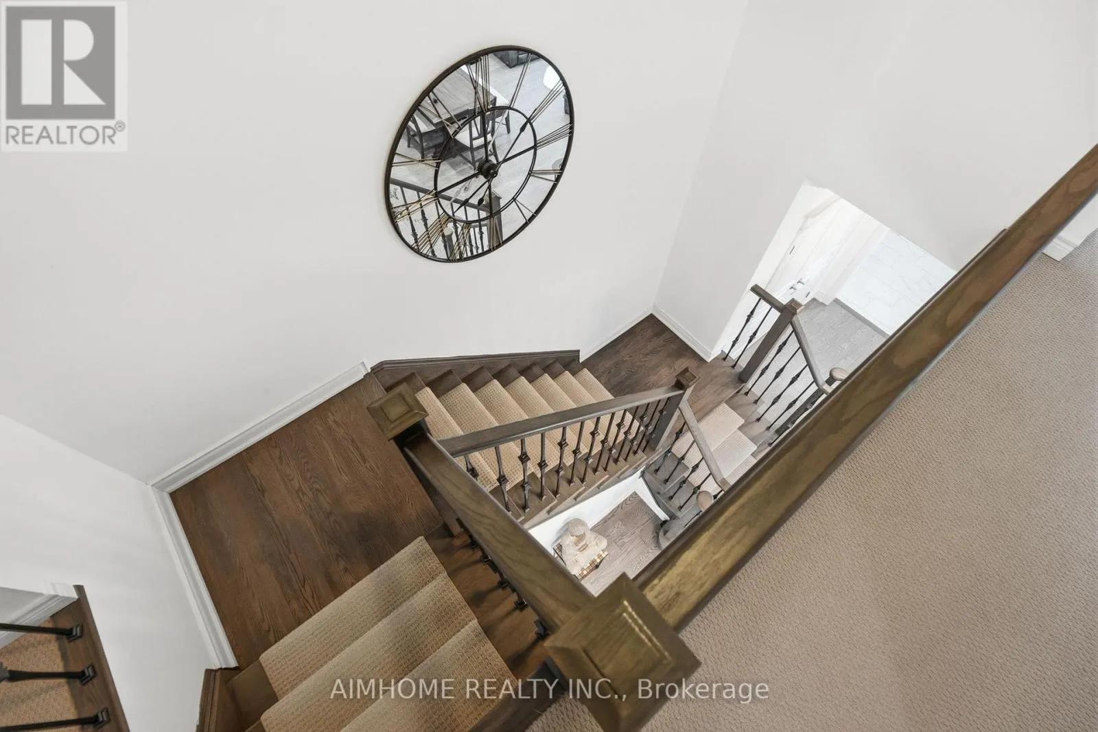 15 CALAMINT LANE
