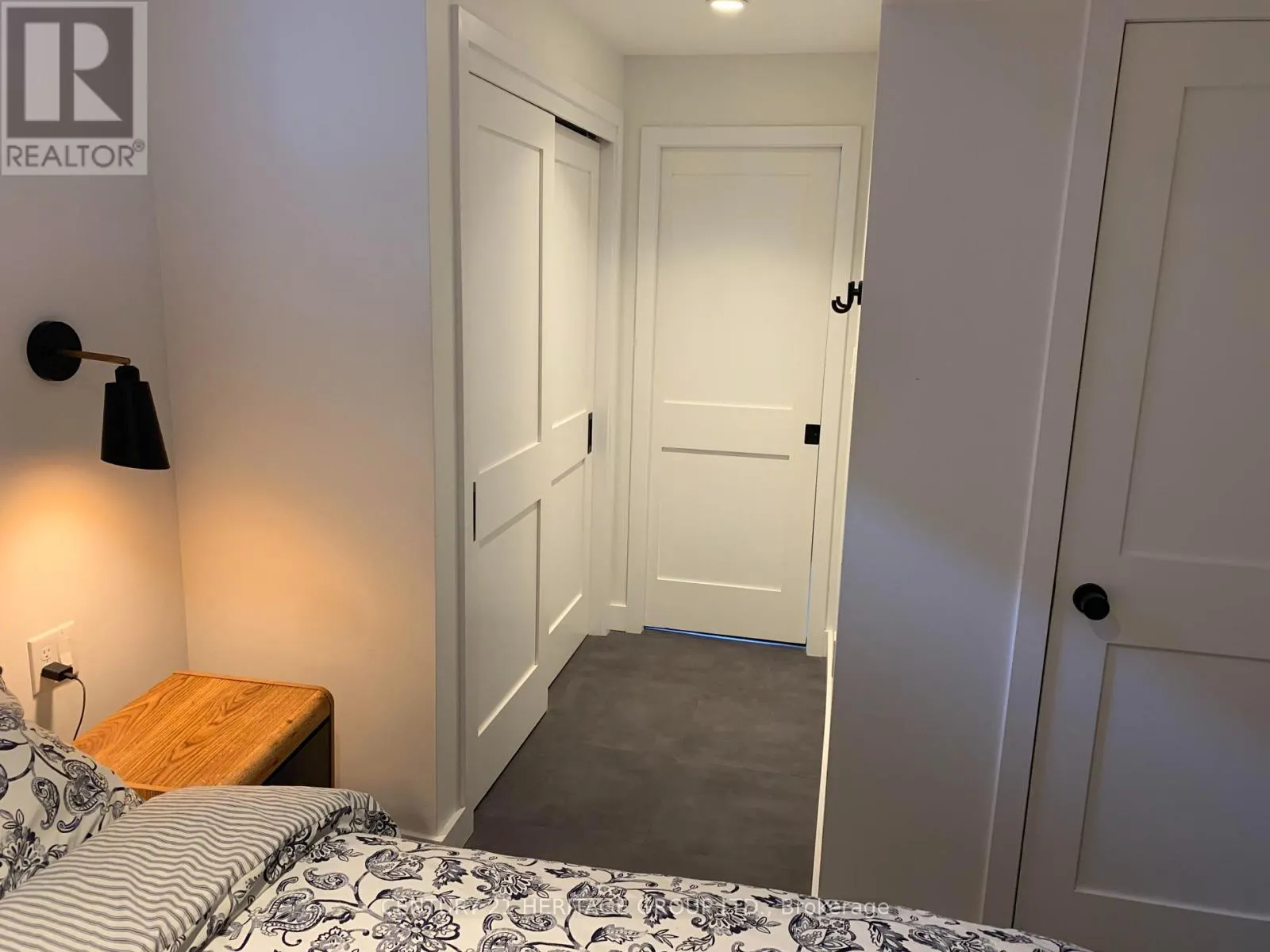 WALK-OUT BASEMENT - 337 CARRUTHERS AVENUE