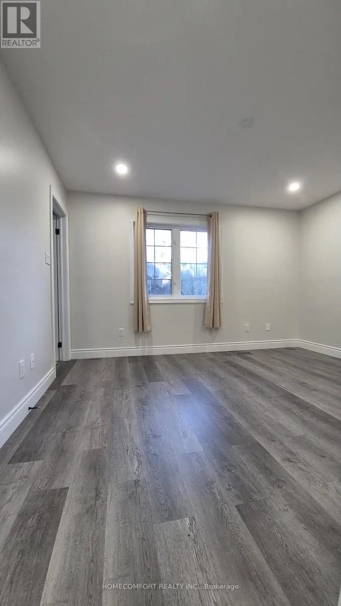 4 CAYMUS STREET