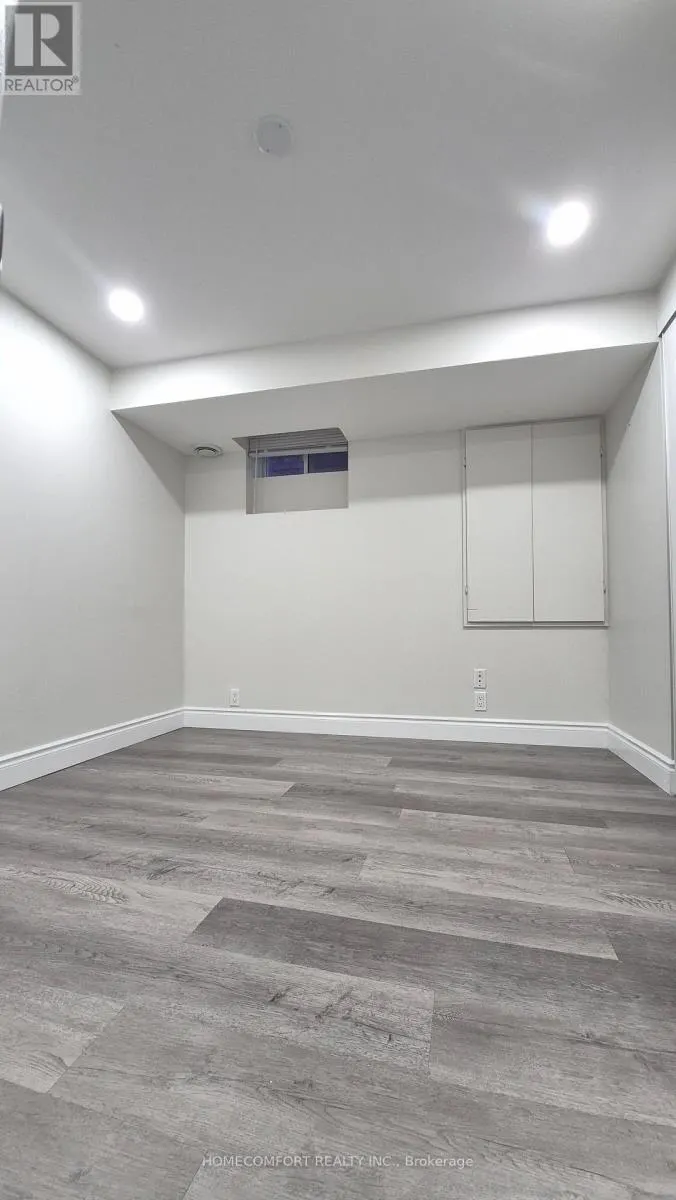 4 CAYMUS STREET