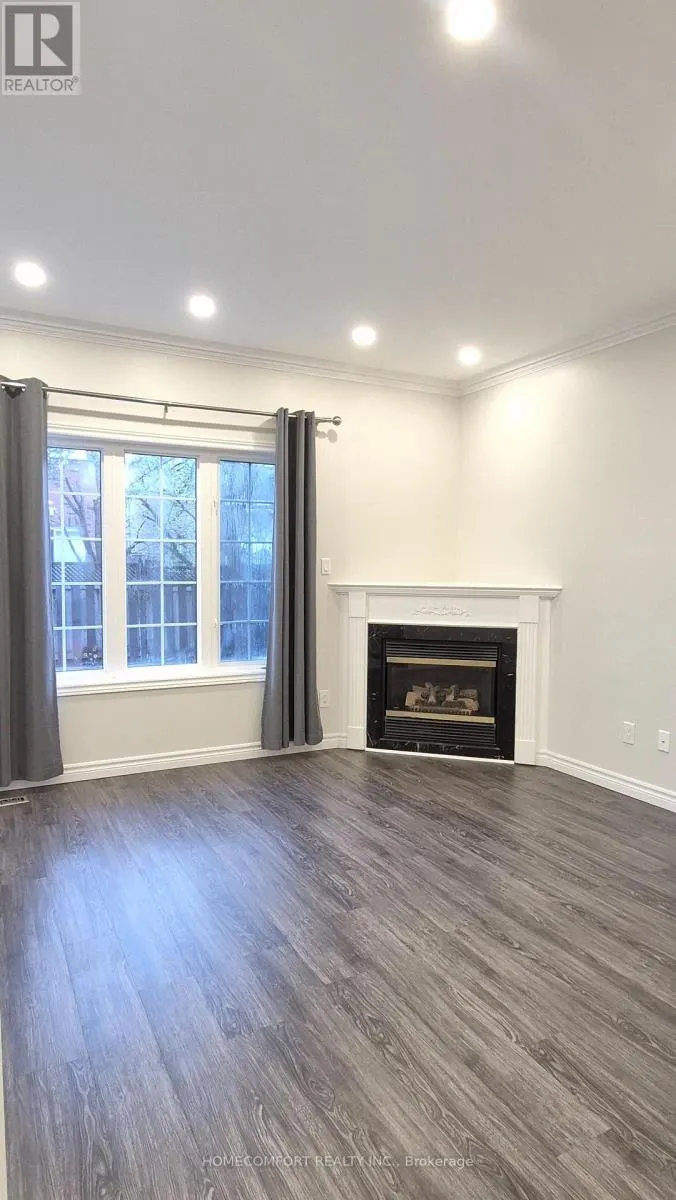 4 CAYMUS STREET