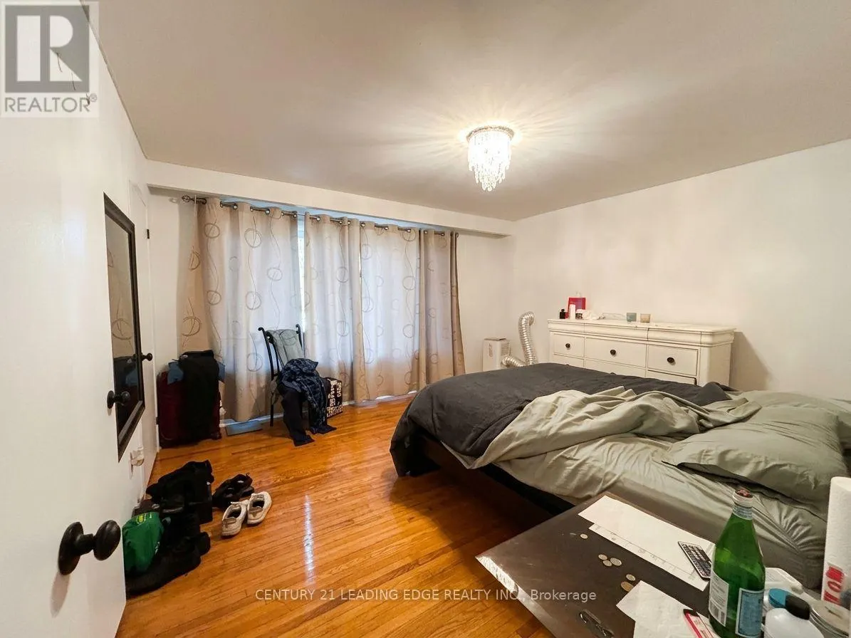 2 - 134 LUCAS STREET