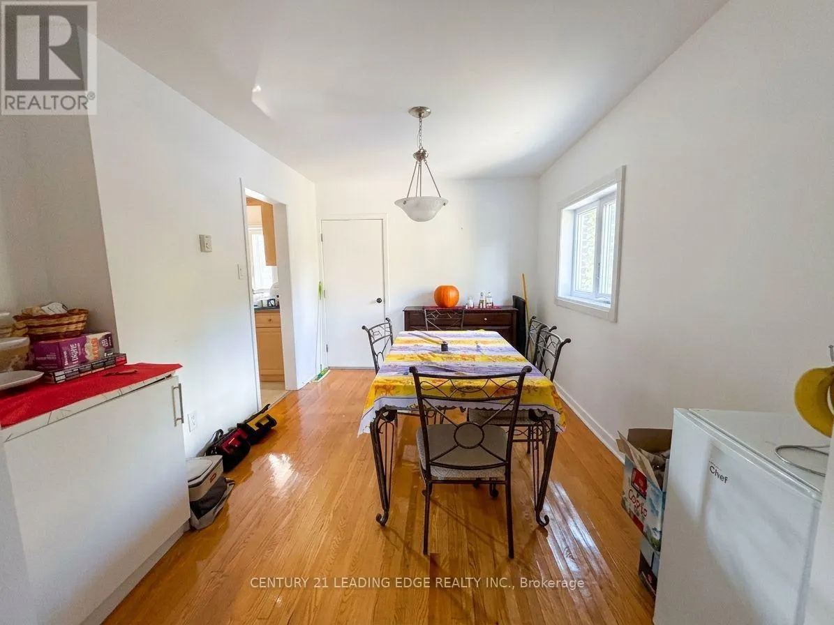 2 - 134 LUCAS STREET