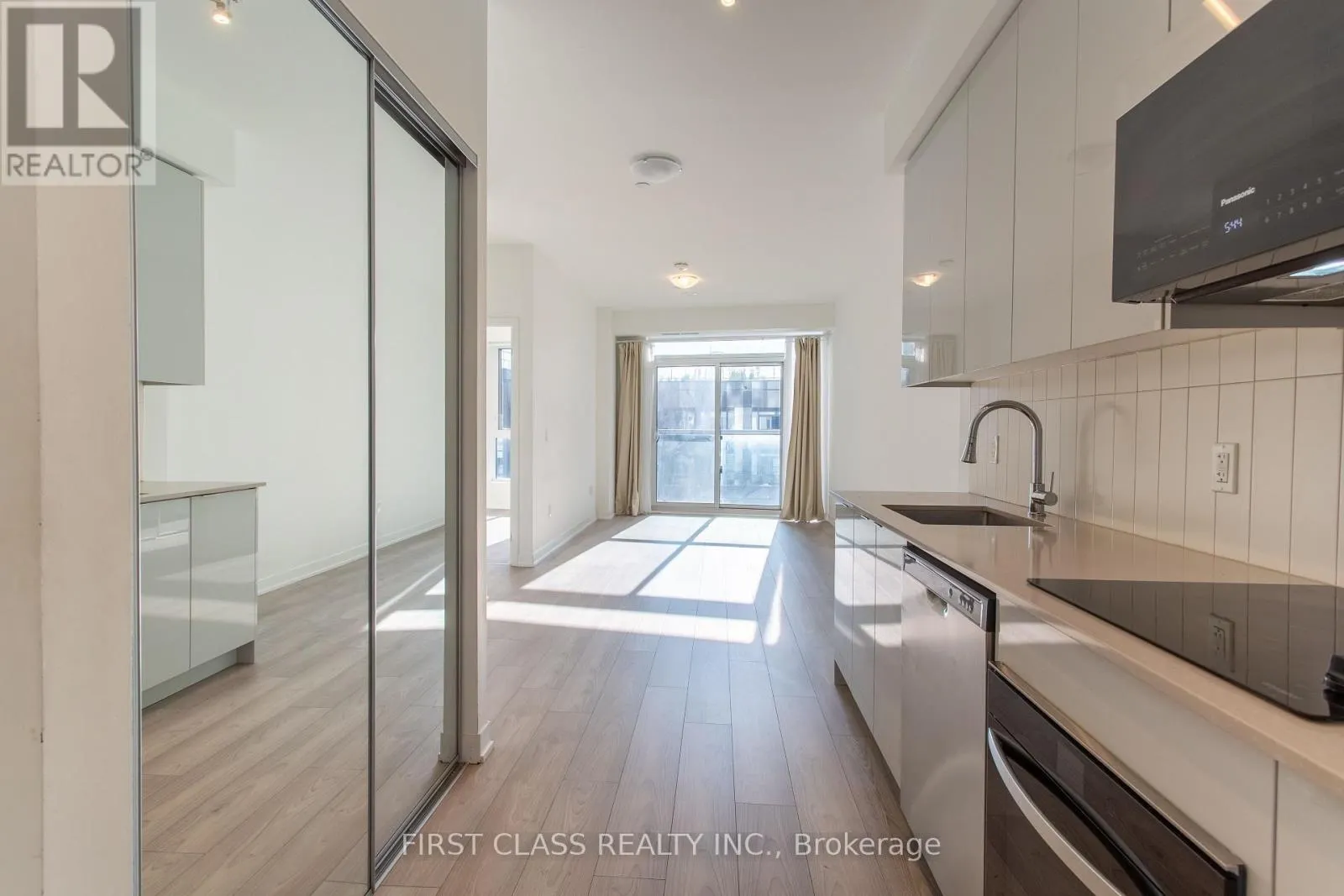 403 - 474 CALDARI ROAD