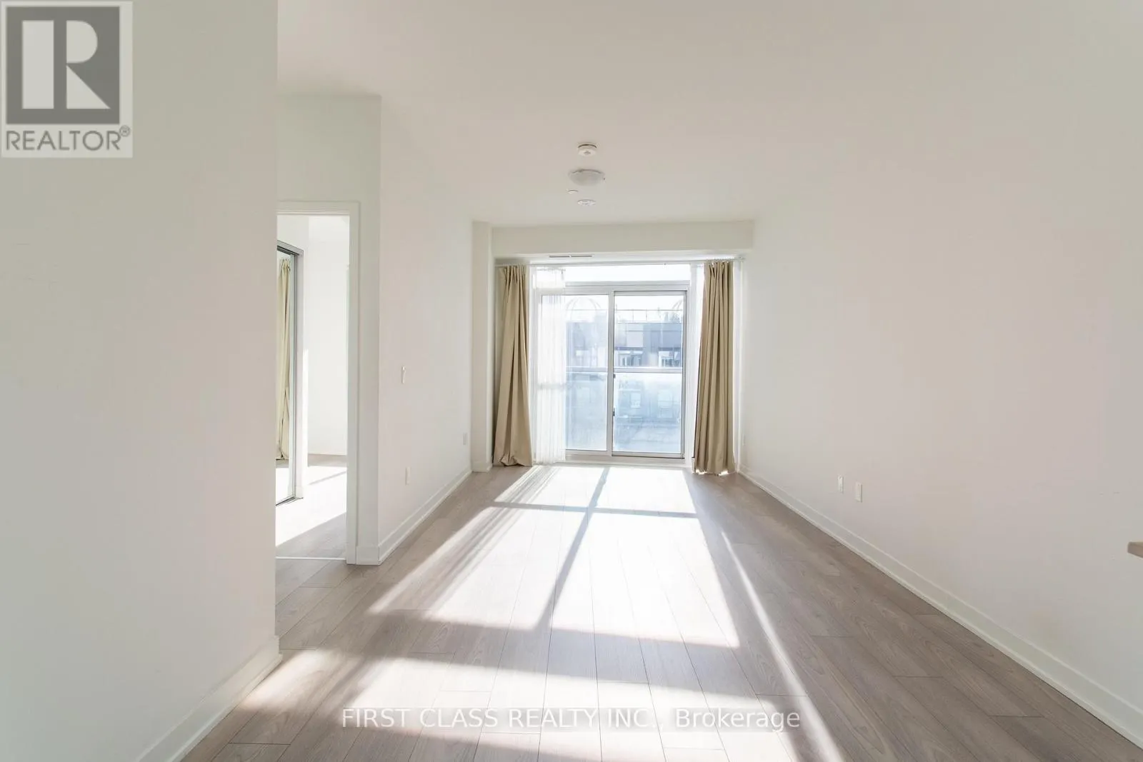 403 - 474 CALDARI ROAD